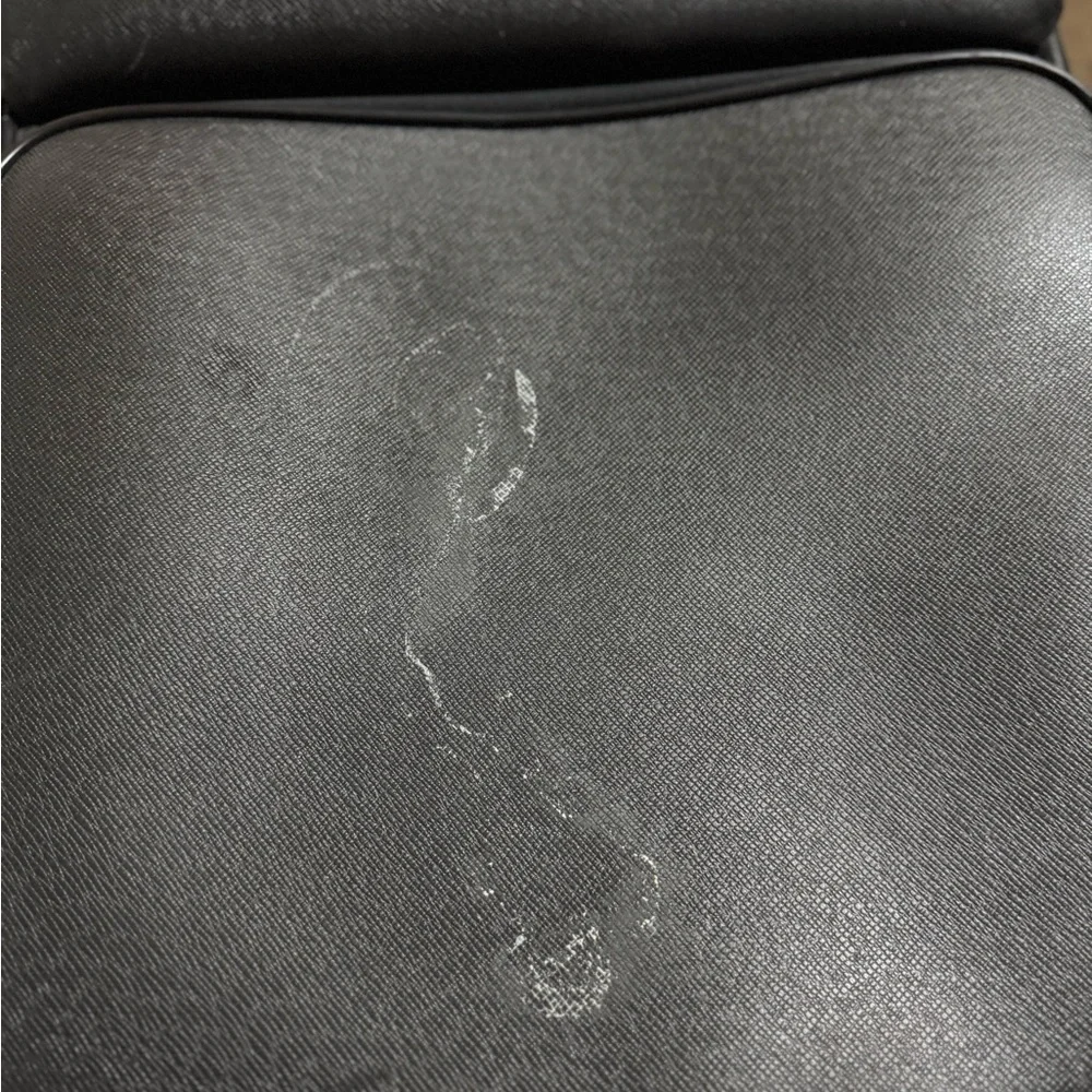 LOUIS VUITTON Taiga Pégase Business 55
